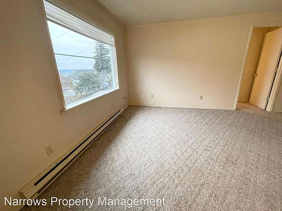 5th image of 2912 S D St #B