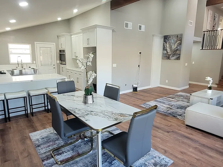 Main House Dinning Area & Kitchen