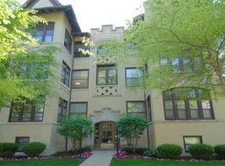 302 N Oak Park Ave APT 2, Oak Park, IL 60302