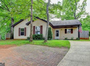 3138 Wallace Rd, Gainesville, GA 30507