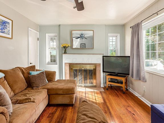 4th image of 682 Glenmont Ave