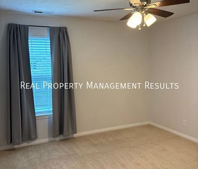 9895 Cove Point Ct — Photo 9