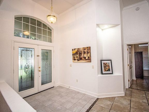 4th image of 223 Ruby Lake Ln