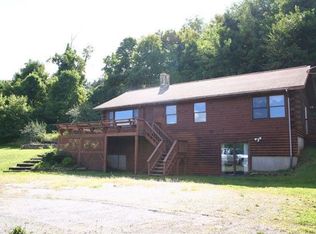 178 Log Cabin Rd, Springfield, VT 05156