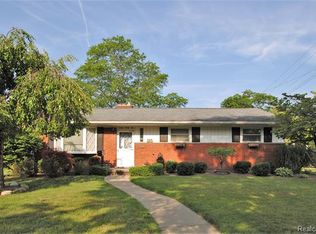 2039 N Vermont Ave, Royal Oak, MI 48073