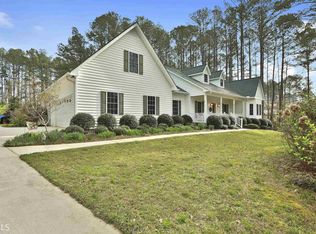 2864 Happy Valley Cir, Newnan, GA 30263