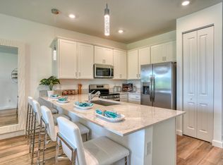 5832 Shining Sea Ct, Delray Beach, FL 33484