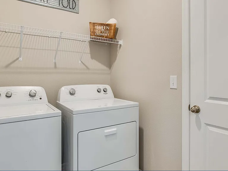 8400 Bower Bass Cir — Photo 8