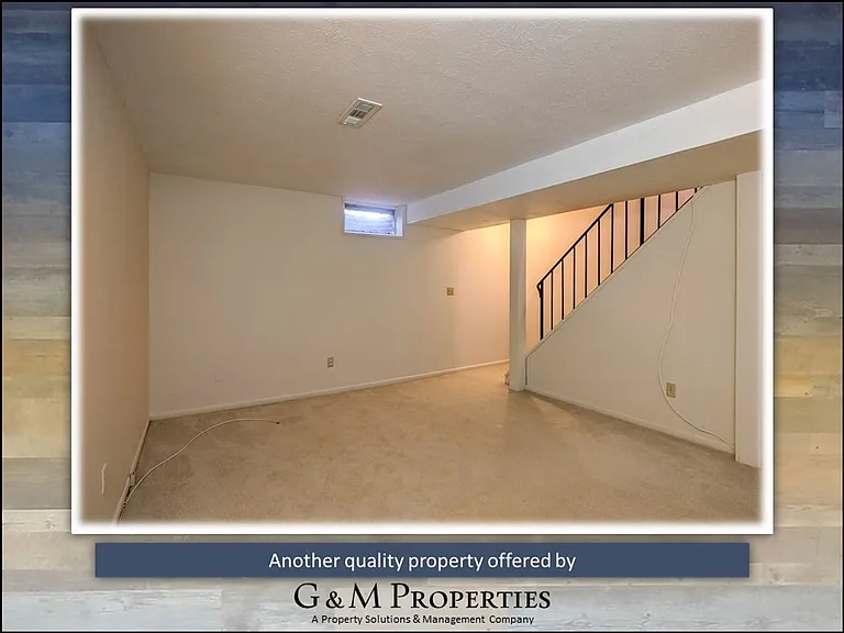553 Eastbrooke Ln — Photo 23