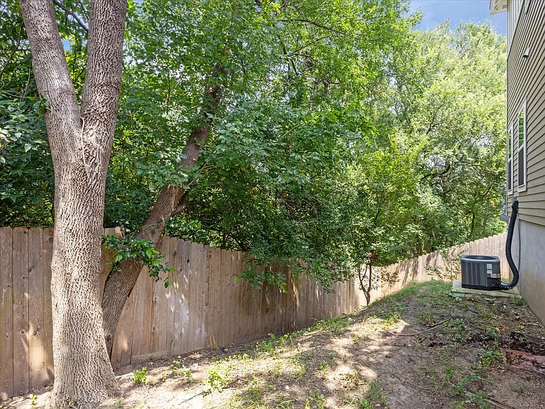 5006 Baker St #C — Photo 15