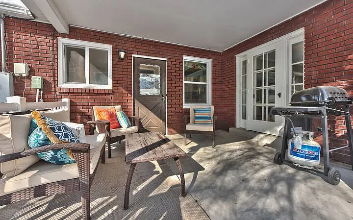 2235 S Preston St — Photo 16