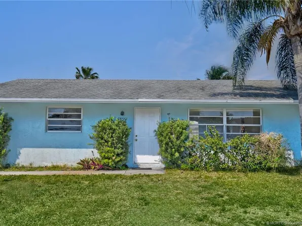 7855 SE Hilltop Ter, Hobe Sound, FL 33455