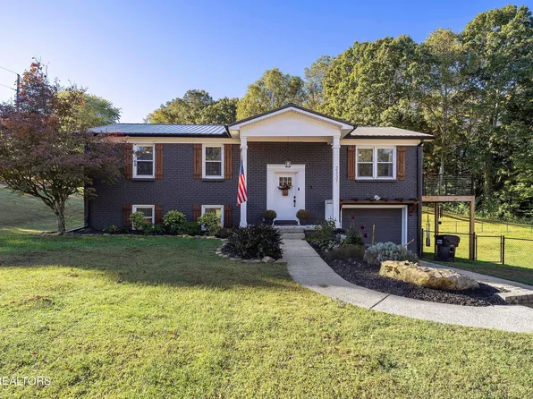 2337 Airbase Rd, Louisville, TN 37777