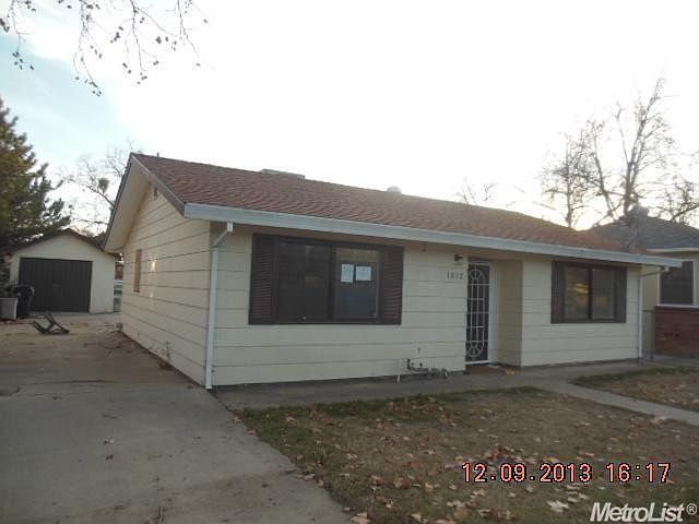 2nd image of 1812 Helena Ave
