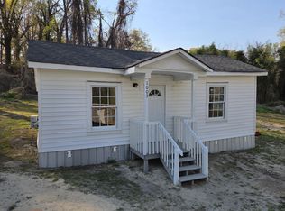 1005 E Florida Street Ext, Clinton, SC 29325