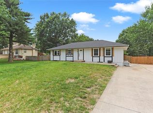 1507 SW 19th St, Blue Springs, MO 64015