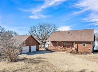 2295 455th Ave, Wallingford, IA 51365