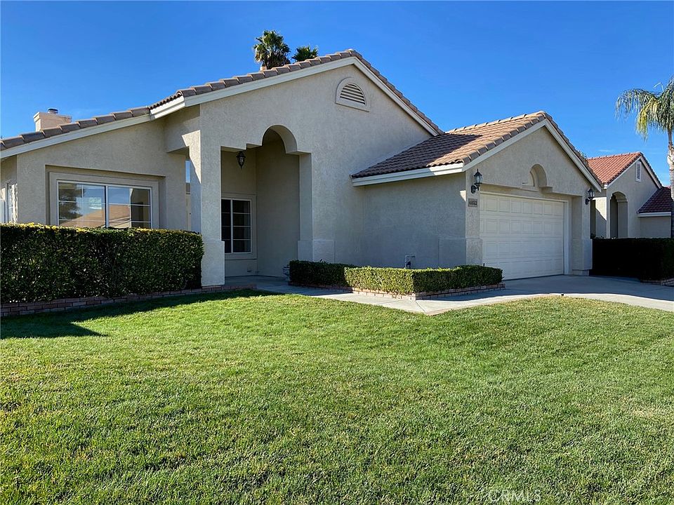 1st image of 44653 Lorraine Dr