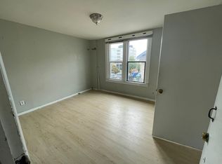 4211 7th Ave NE #1, Seattle, WA 98105
