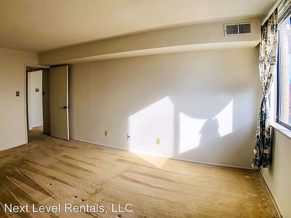 5th image of 118 Monroe St APT 1209