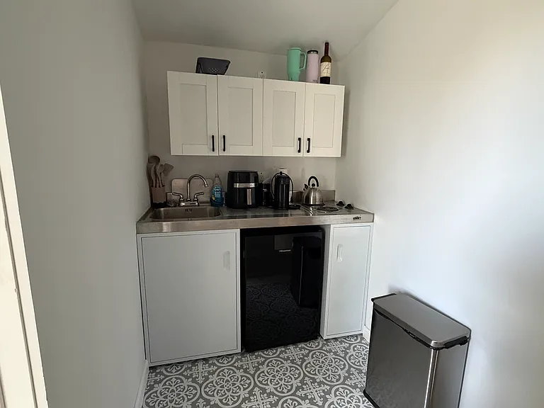291 E Montauk Hwy #B — Photo 18