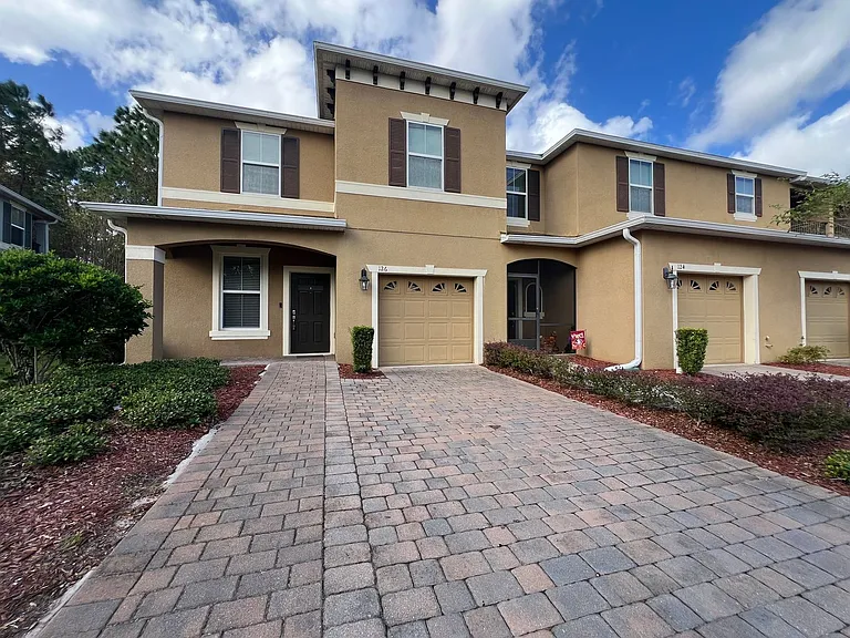 126 Masters Ln — Photo 1