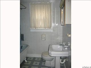 4th image of 3231 W 116th St