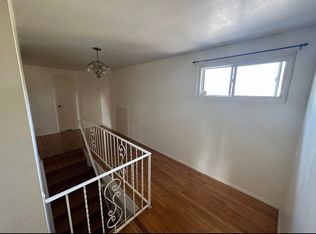 67 Flower Rd #1, Valley Stream, NY 11581