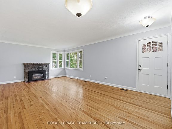 4th image of 49 Crownhill St