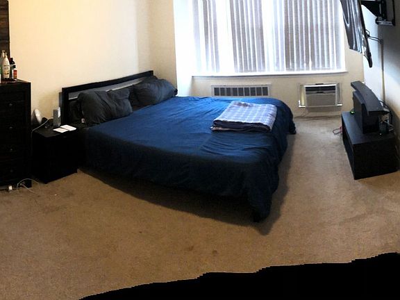 2nd image of 465 E 7th St APT 3L