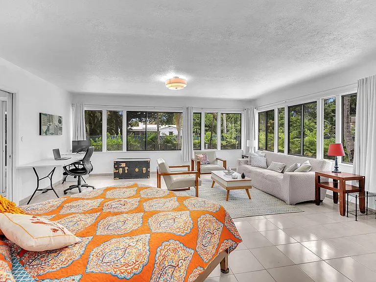 801 SW 24th Rd — Photo 13