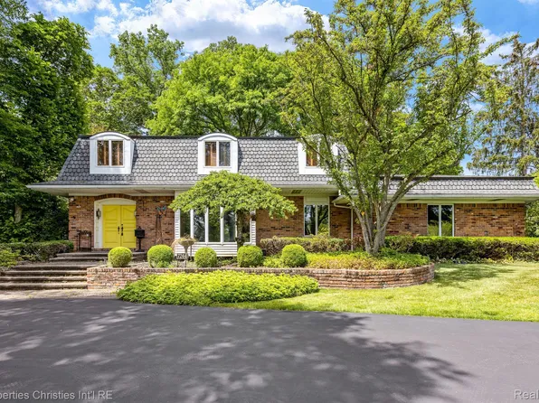 7244 Lahser Rd, Bloomfield Hills, MI 48301