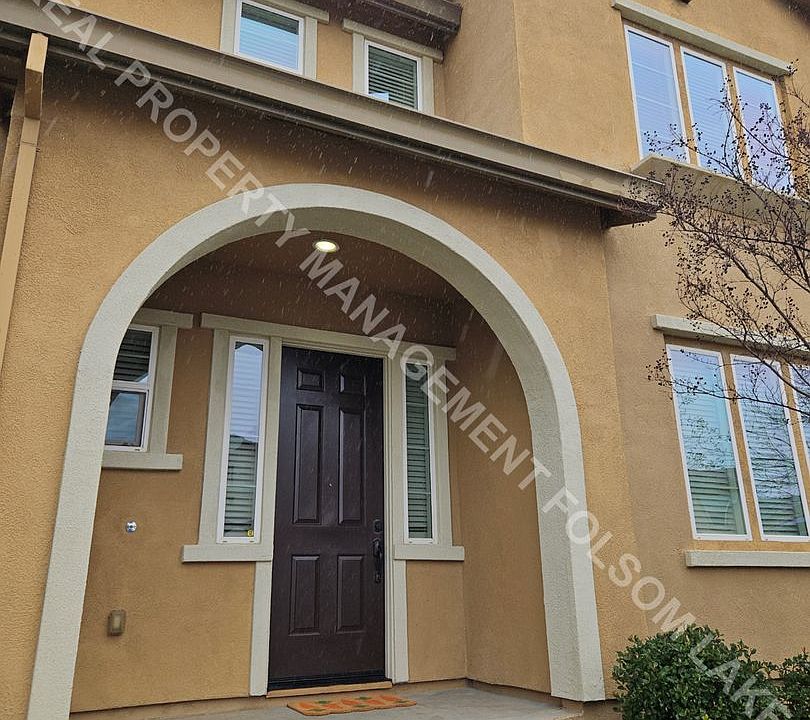 1st image of 848 Blossom Rock Ln