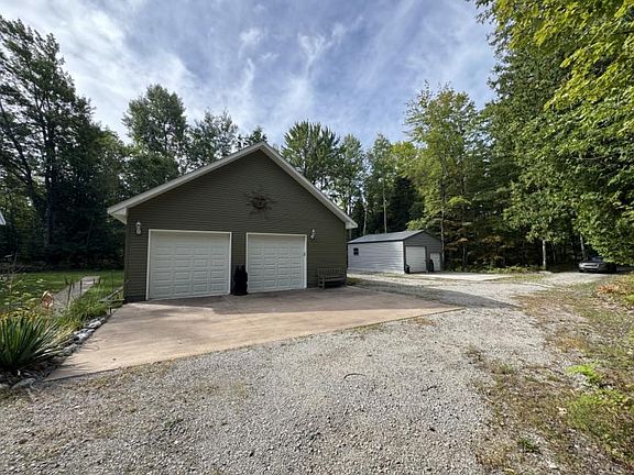 5th image of 4365 W Cedar Lake Rd