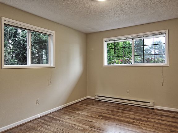 5th image of 9405 NE 9th St