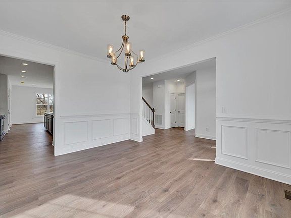 2nd image of 3100 Natalies Way