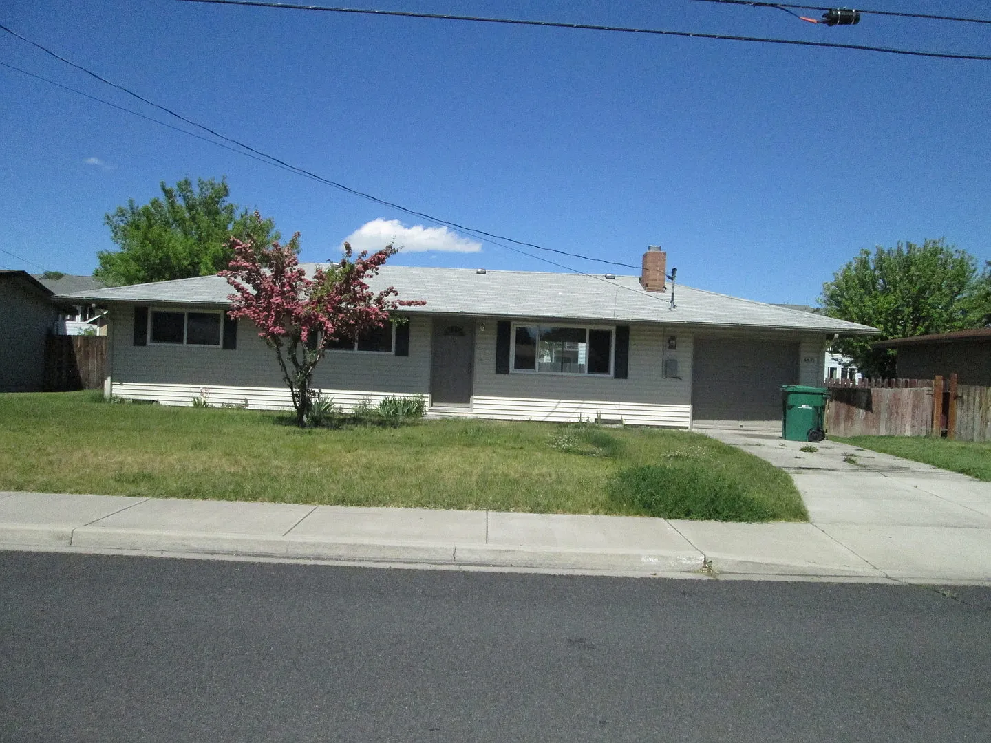 4451 Memorie Ln photo 1