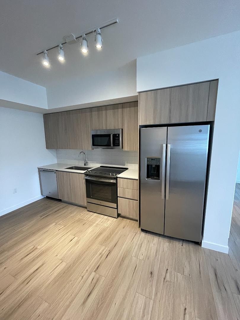 556 W 78th St 202, Hialeah, FL 33014 Zillow