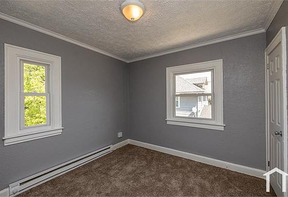 3rd image of 1412 West Ave #1