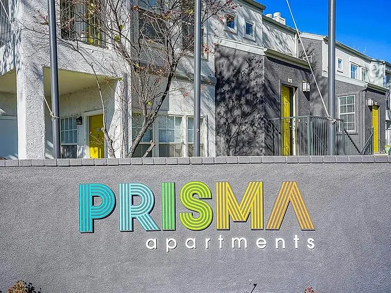 Prisma — Photo 26