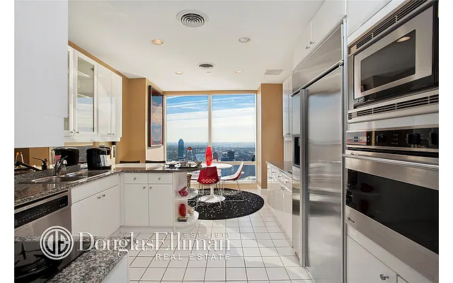 Rented by Douglas Elliman | media 54