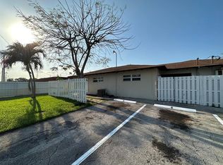 1500 Forest Hill Blvd #6, West Palm Beach, FL 33406