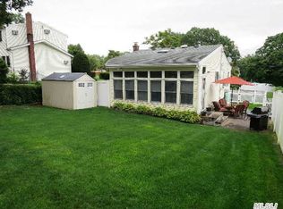 12 Marion St, Nesconset, NY 11767