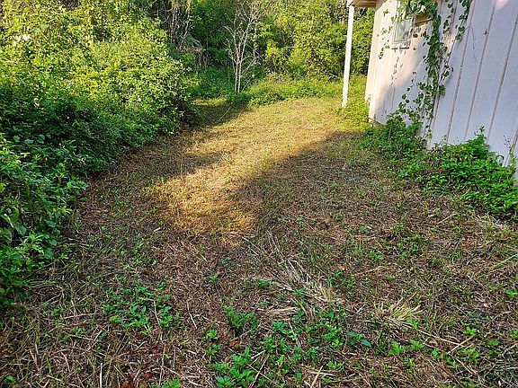 5th image of 1090 N Fan Palm Point
