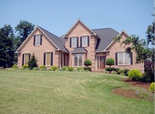 138 Dell Cir, Hudson, NC 28638