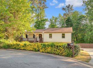 2510 Derek Dr SW, Kennesaw, GA 30064