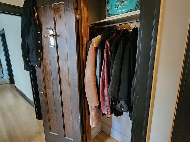 6107 N Washtenaw Ave #2W — Photo 15