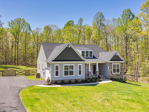 2nd image of 109 Richwood Cv