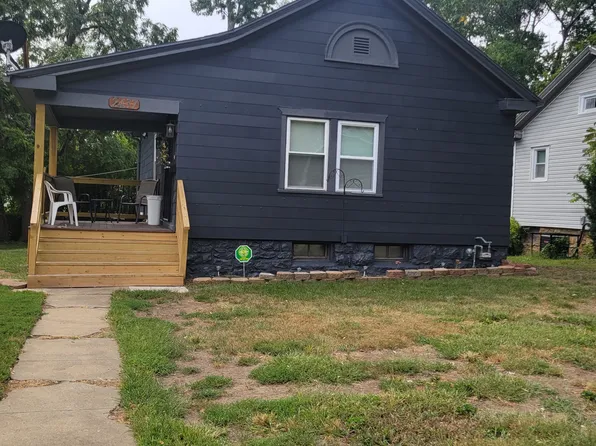 2437 E 67th Ter, Kansas City, MO 64132