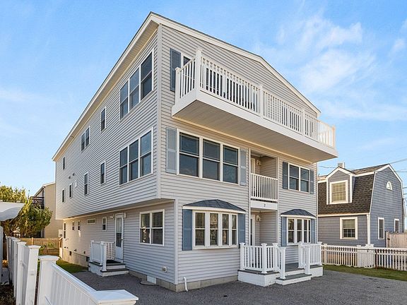 3rd image of 2 Groveland Street